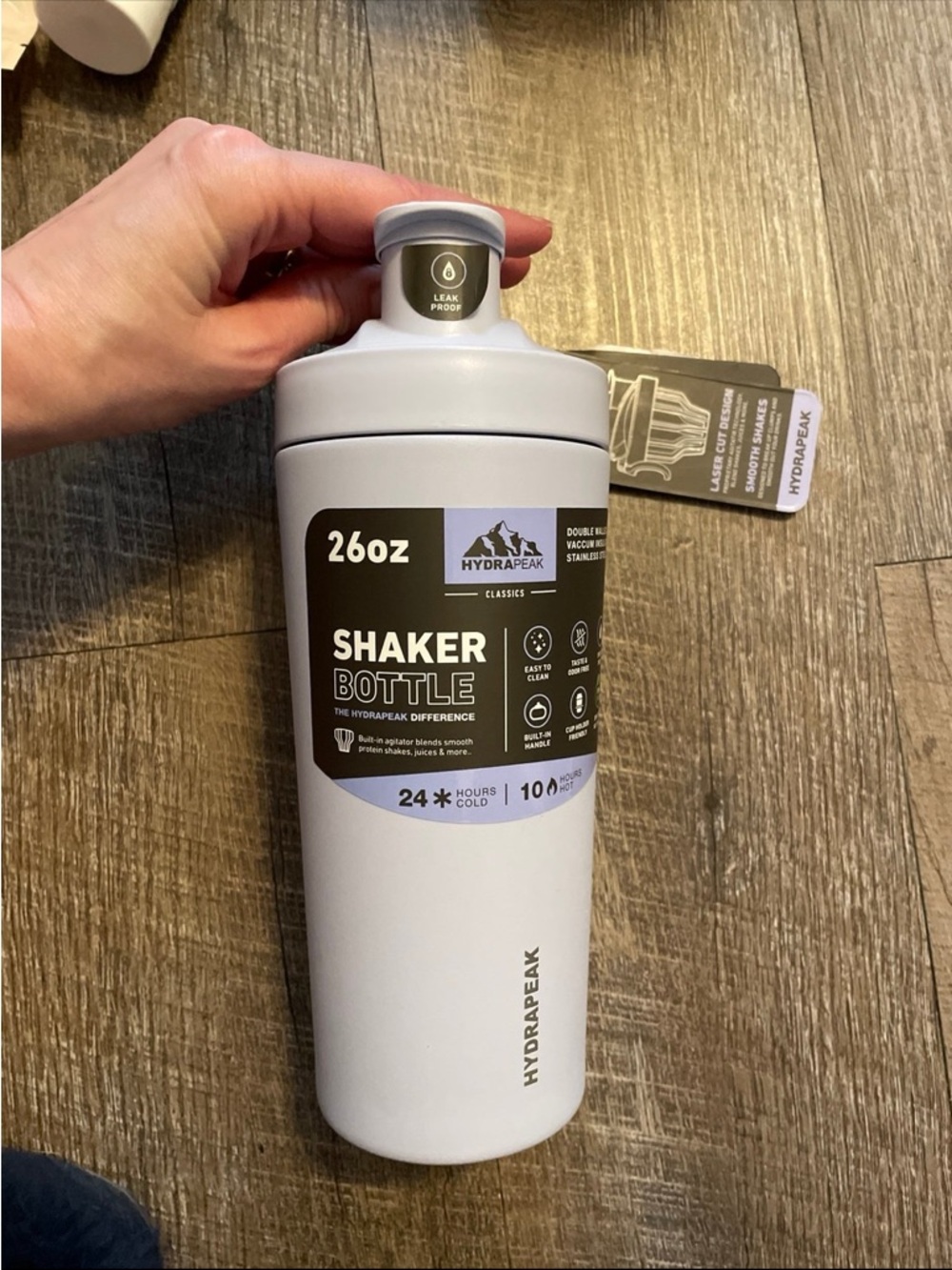 Hydrapeak 26oz Lilac Shaker Bottle